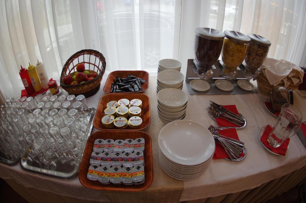 Hotel Vadaszkuert Superior Szekesfehervar Ngoại thất bức ảnh